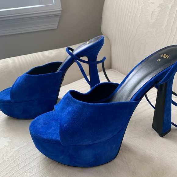 Velvet platform heals - Picture 2 of 5